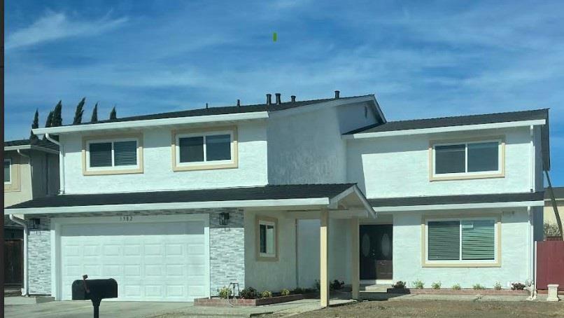 Property Photo: 1982 Ensign Way CA 95133