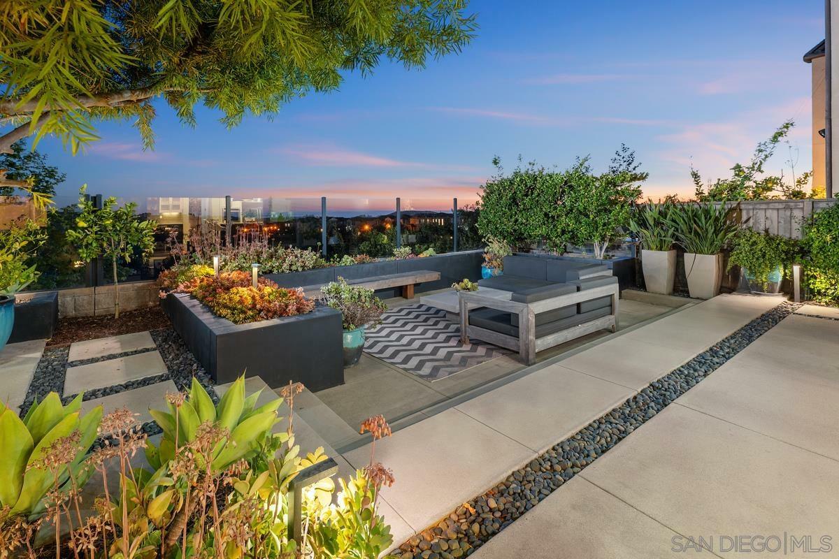 15837 Potomac Ridge Rd  San Diego CA 92127 photo