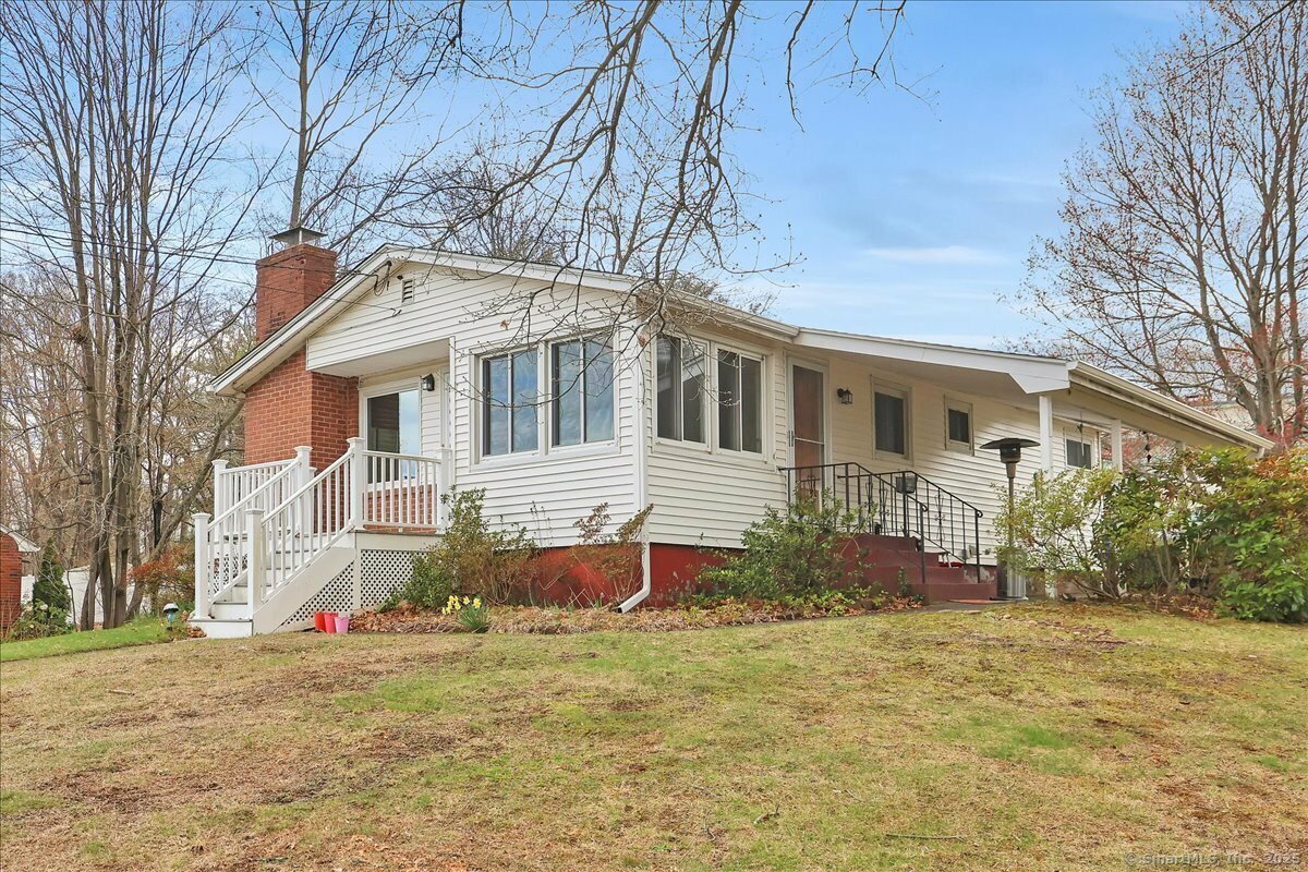 43 High Street  Middletown CT 06457 photo
