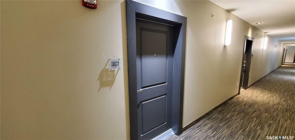 Property Photo: 1610 Dakota Drive 307 SK S4Z 0A5