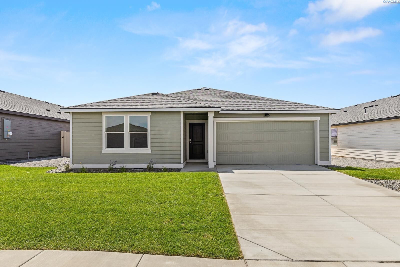 Property Photo:  11324 Dunsmuir  WA 99301 