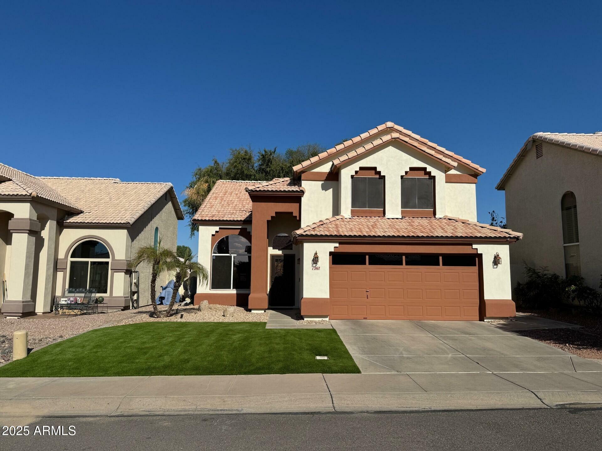 Property Photo: 1267 E Chicago Circle AZ 85225