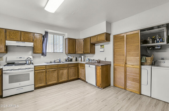 Property Photo:  2313 N 1st Street  AZ 86004 