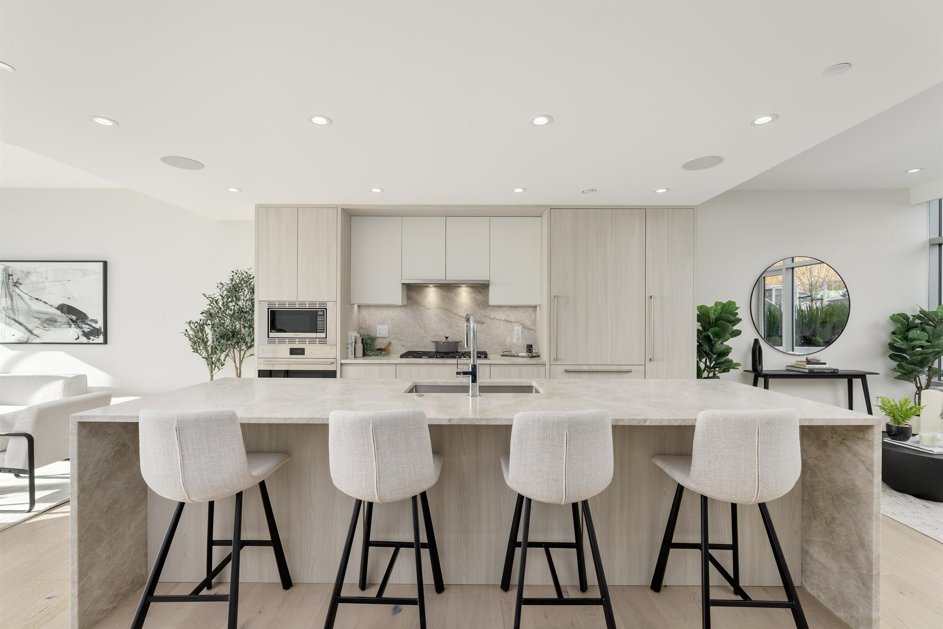 Property Photo: 790 Arthur Erickson Place BC V7T 0B8