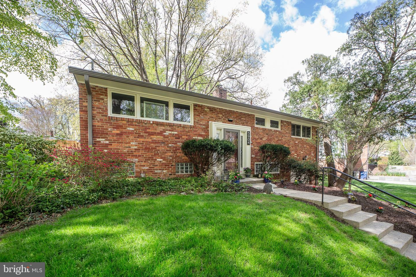 Property Photo: 5904 Rudyard Drive MD 20814
