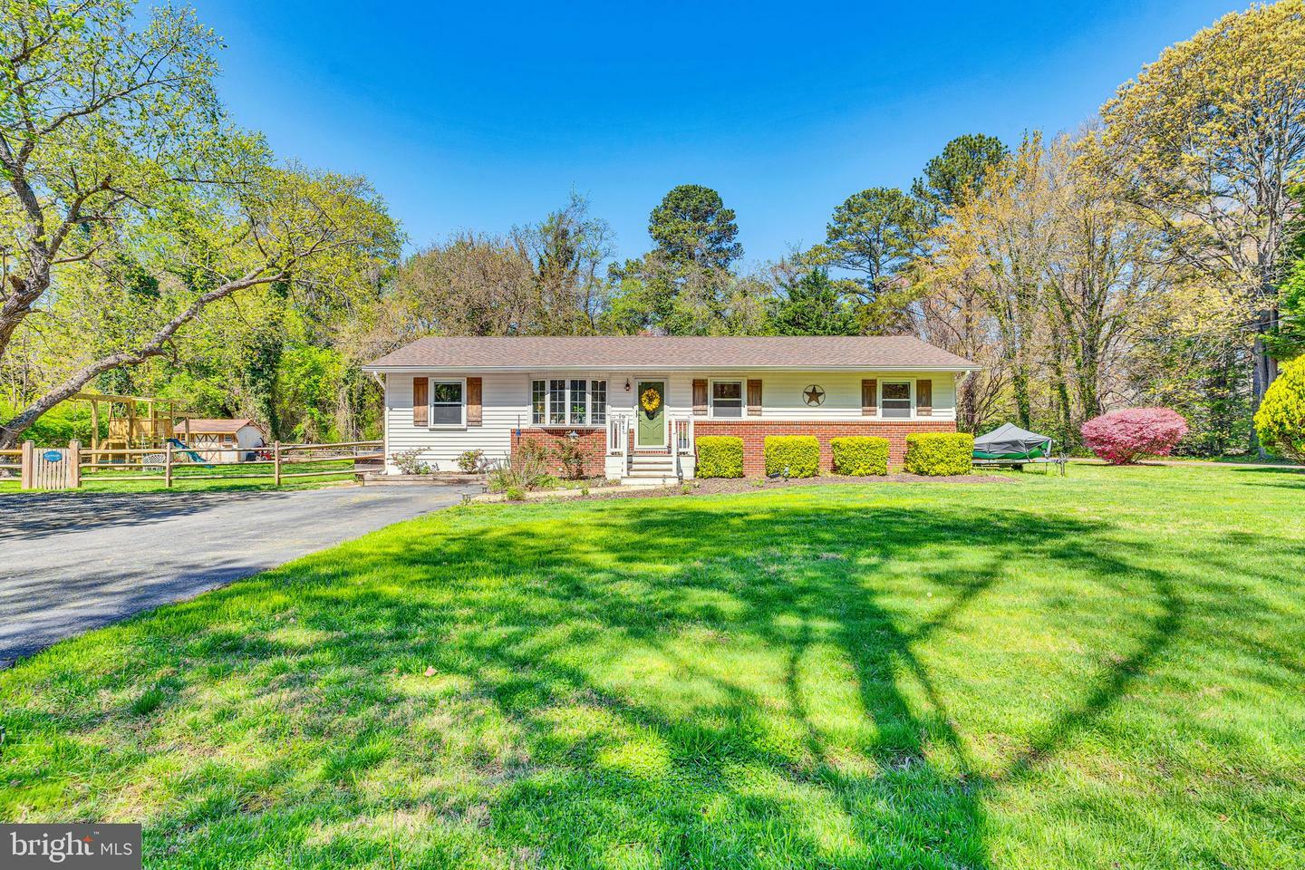 Property Photo: 45280 Nats Creek Road MD 20636