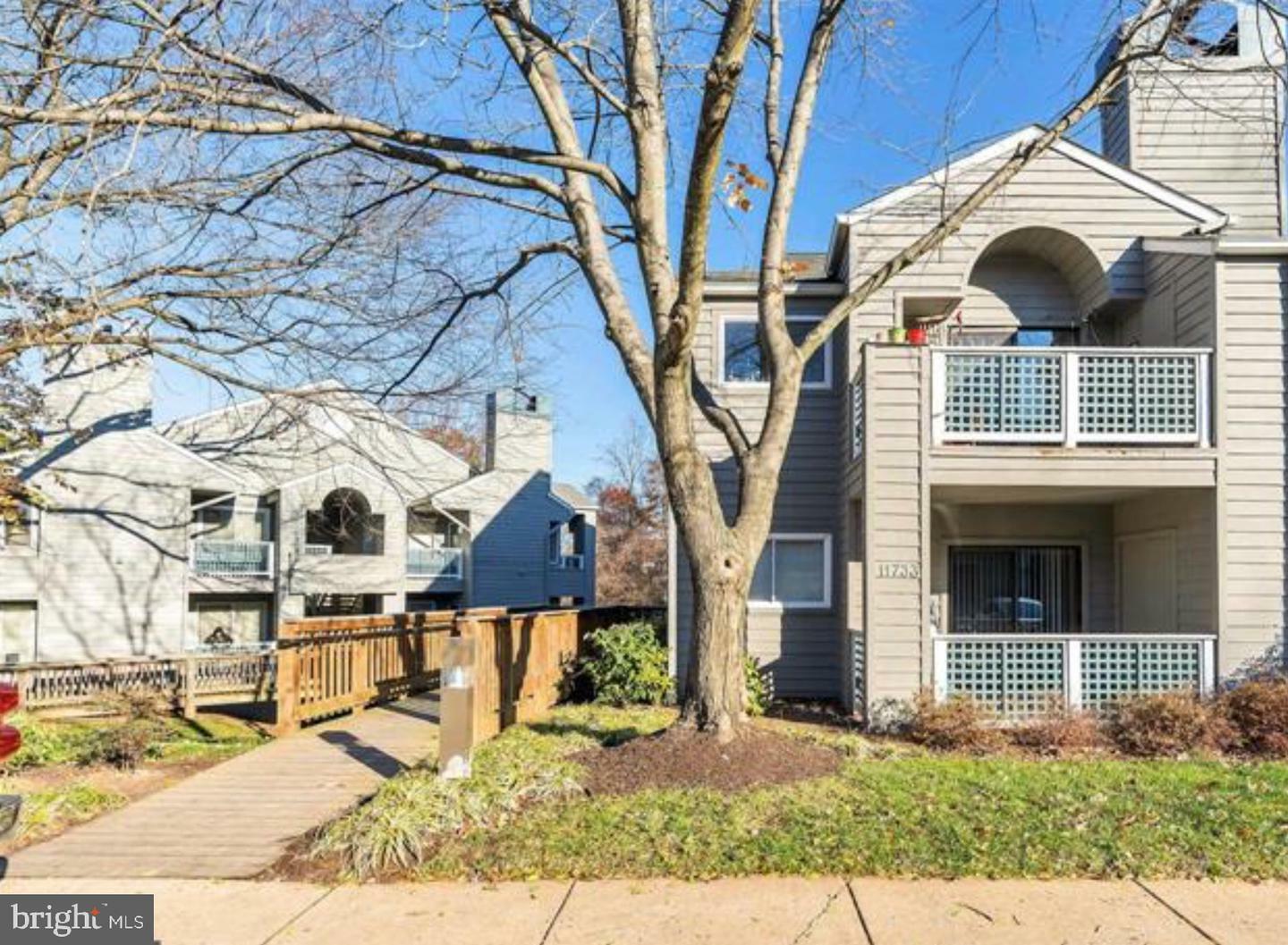 Property Photo: 11733 Summerchase Circle 1733A VA 20194
