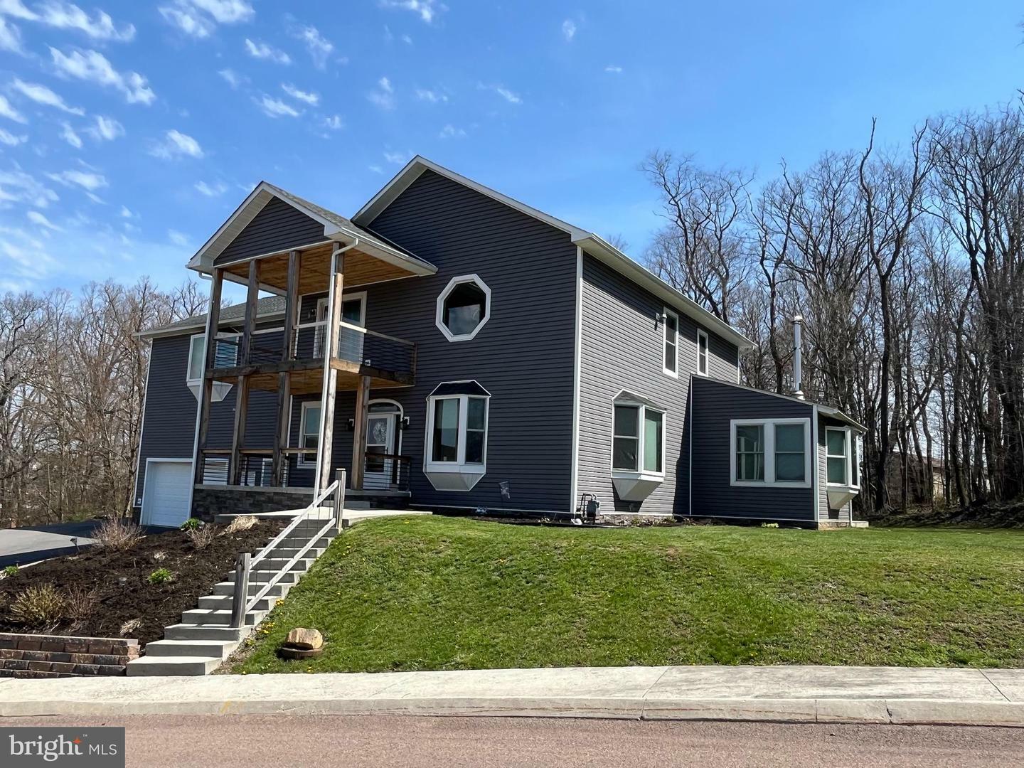 121 Braddock Heights  Frostburg MD 21532 photo