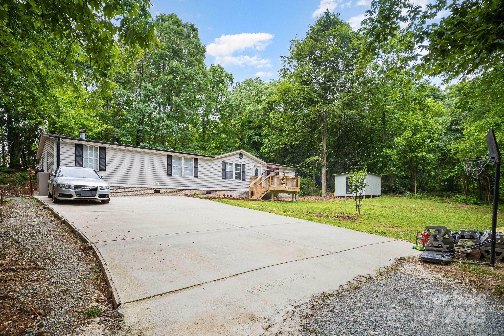 Property Photo: 114 Oakland Road NC 28012