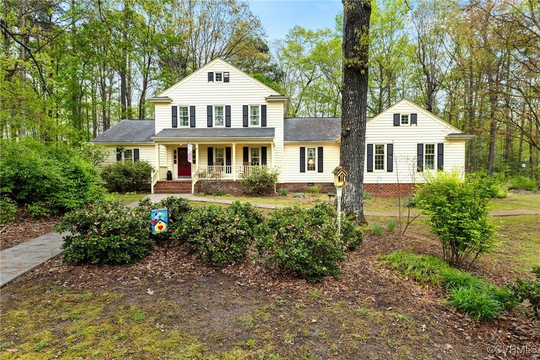 Property Photo: 13400 Castle Hollow Court VA 23114