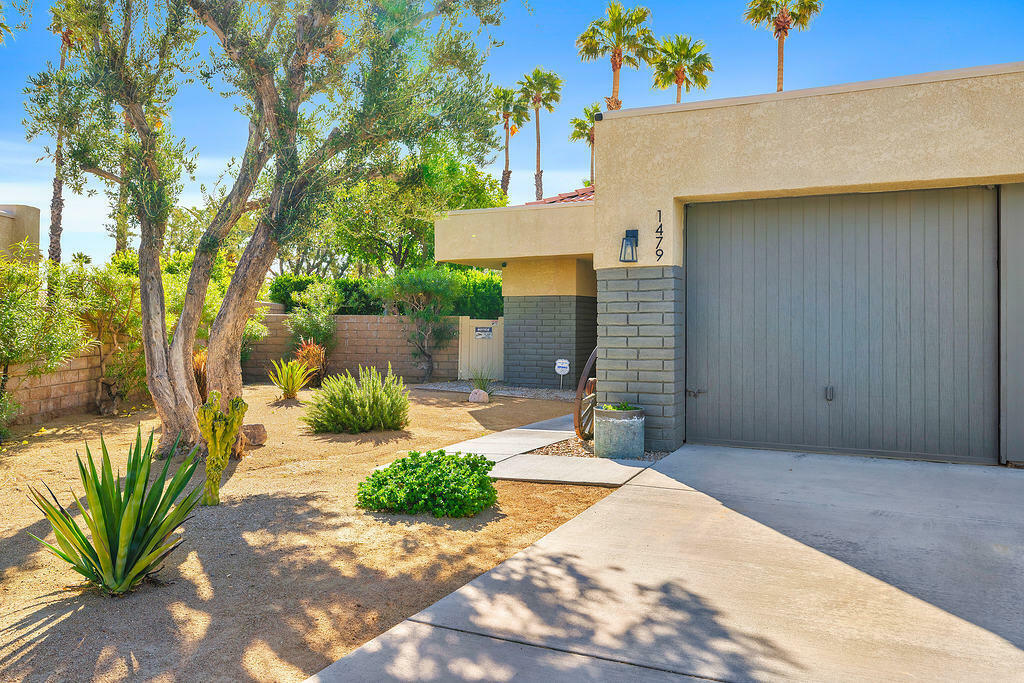 1479 Sunflower Circle S  Palm Springs CA 92262 photo