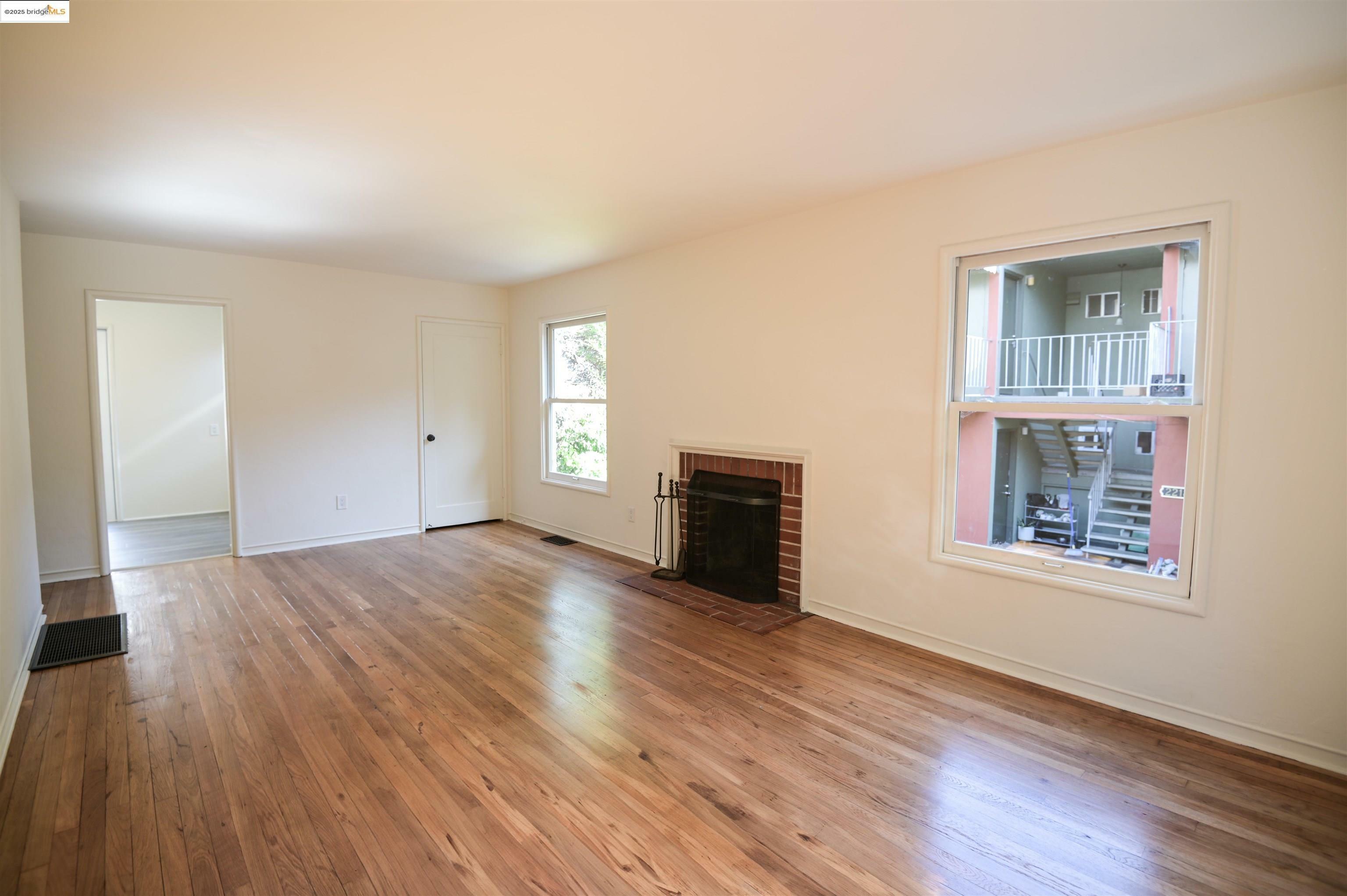 Property Photo: 2218 Parker St CA 94704