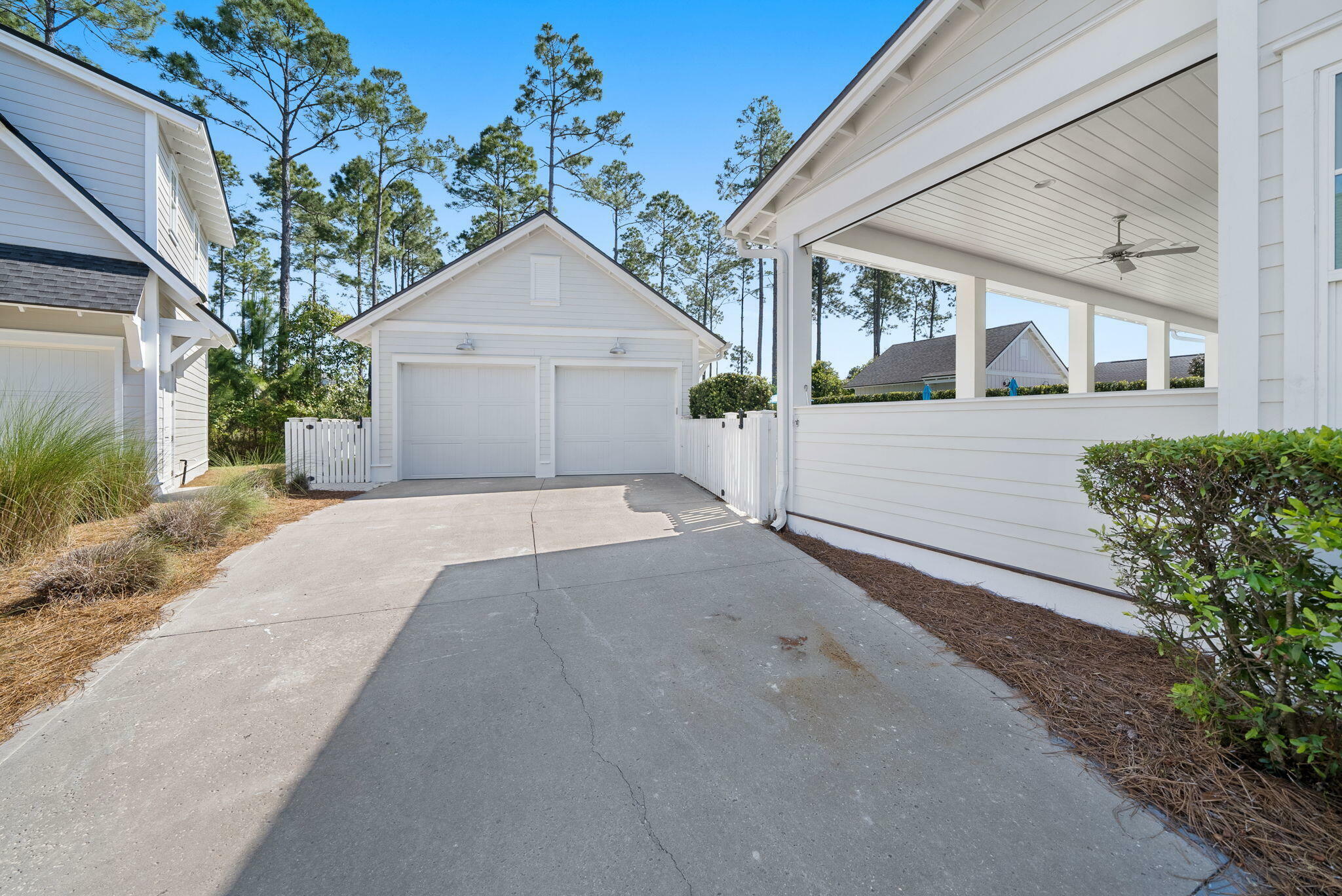 Property Photo: 339 Pathways Drive FL 32461