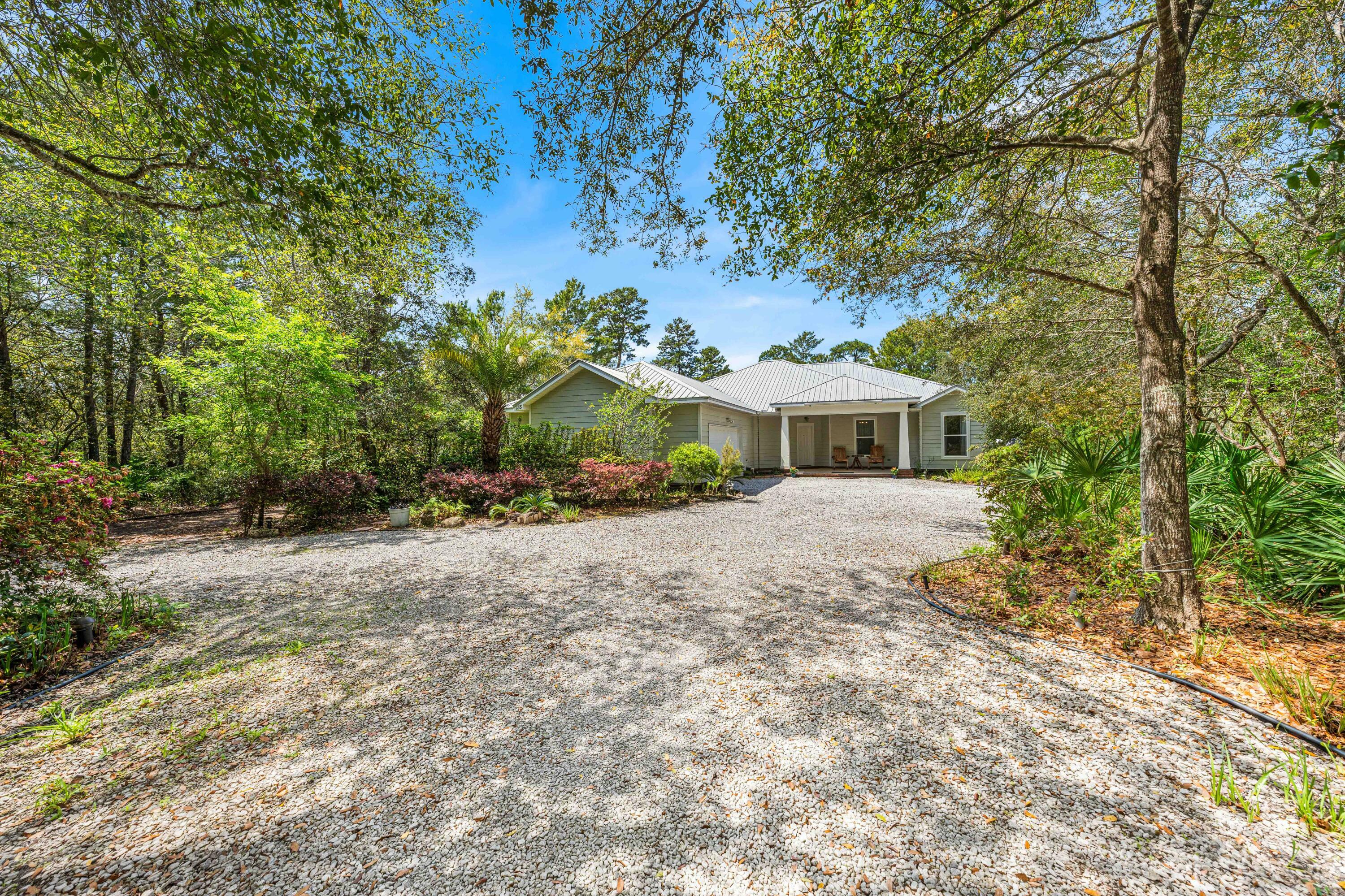 Property Photo: 135 Bayou Point Drive FL 32459