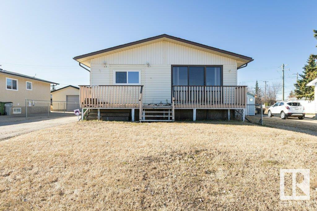 Photo de la propriété: 10615 103A Street AB T7P 1K2
