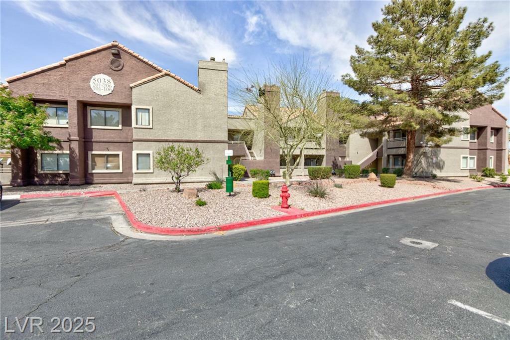 5038 South Rainbow Boulevard 205  Las Vegas NV 89118 photo