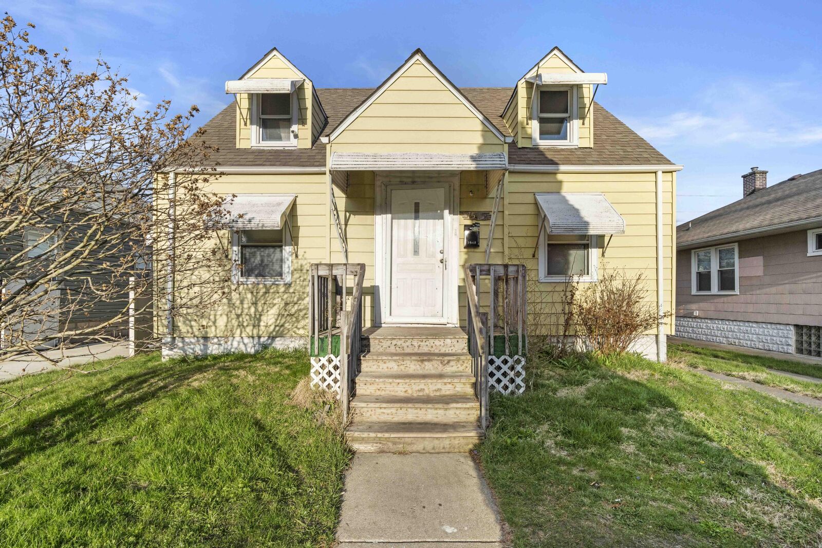 Property Photo: 7525 Jackson Avenue IN 46324