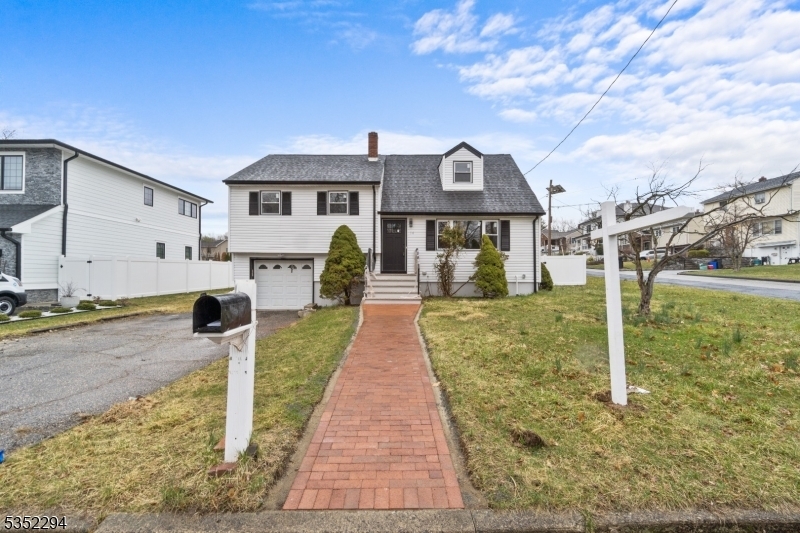 14 Lynn Pl  Little Falls Twp. NJ 07424 photo