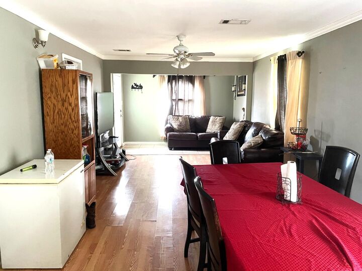 Property Photo: 8718 Brannon Street TX 77093