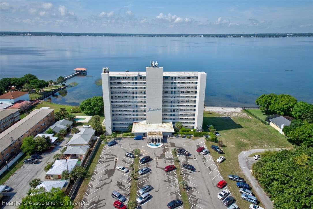 2131 Lakeview Drive 1010  Sebring FL 33870 photo