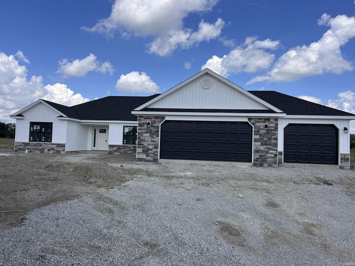 39 Howard Street  Converse IN 46919 photo