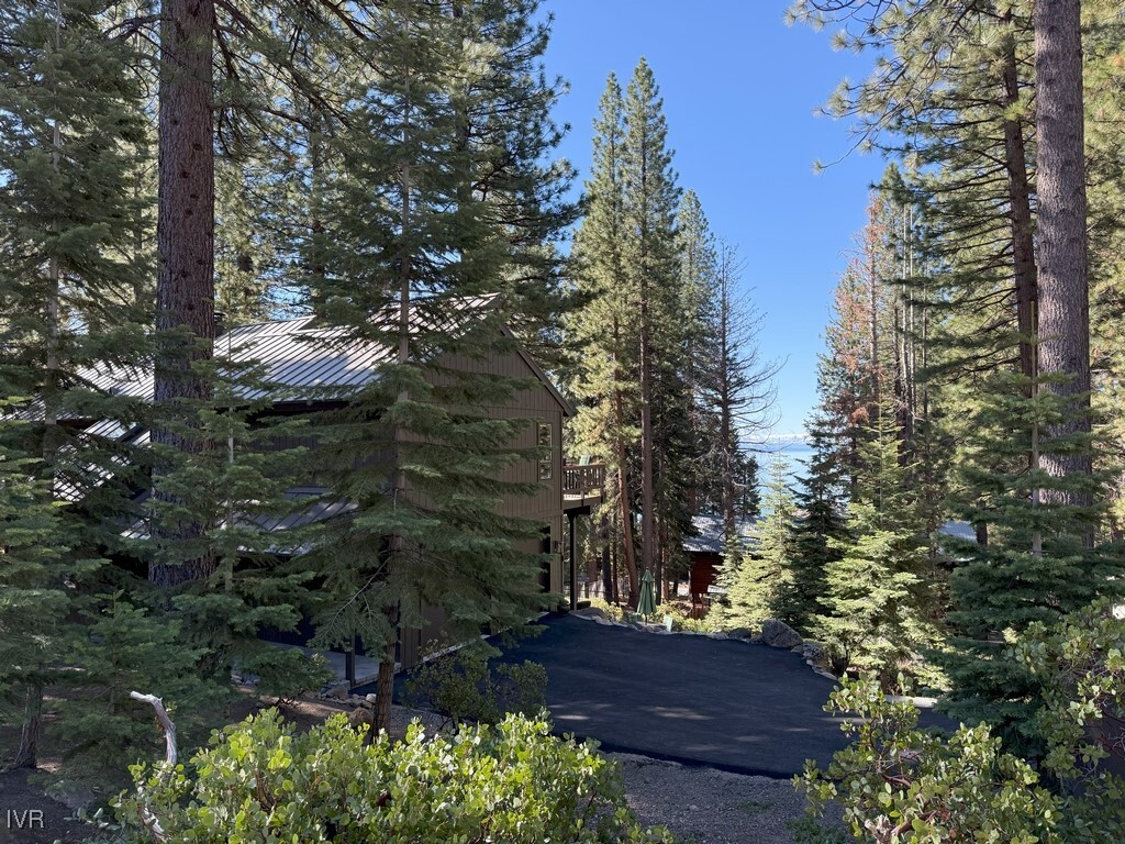 Property Photo: 607 Crystal Peak Road NV 89451