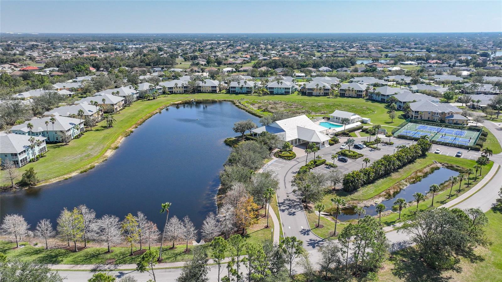 Property Photo: 2061 Willow Hammock Circle 303 FL 33983