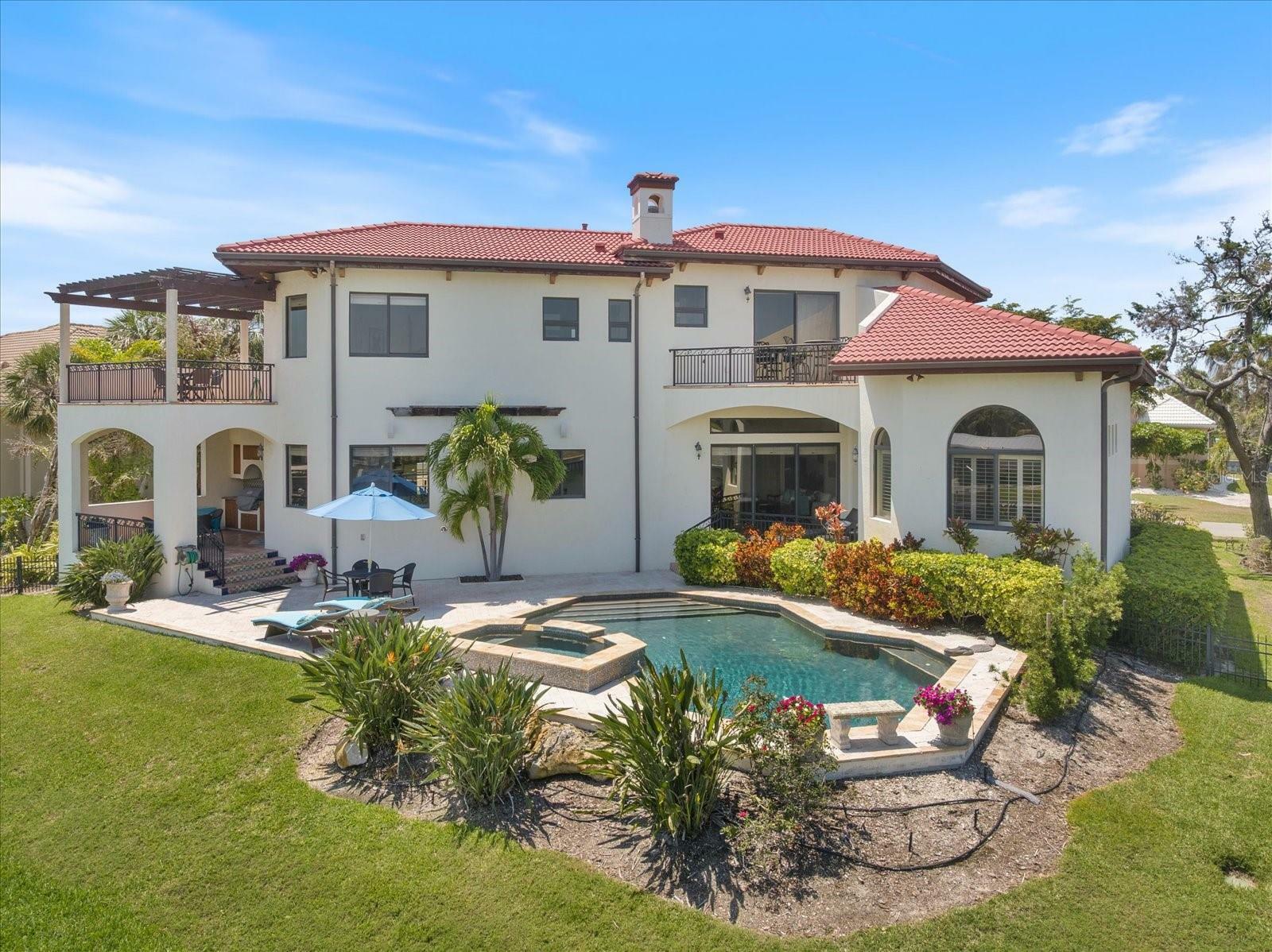 Property Photo: 524 Schooner Lane FL 34228
