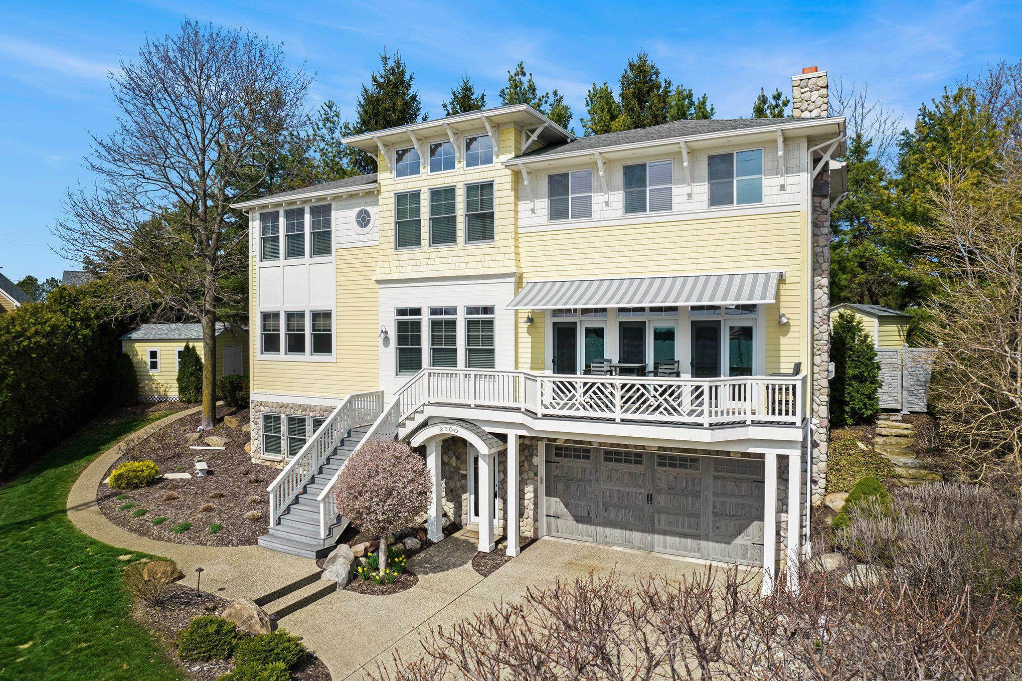 Property Photo: 2300 N Long Lake Road MI 48430