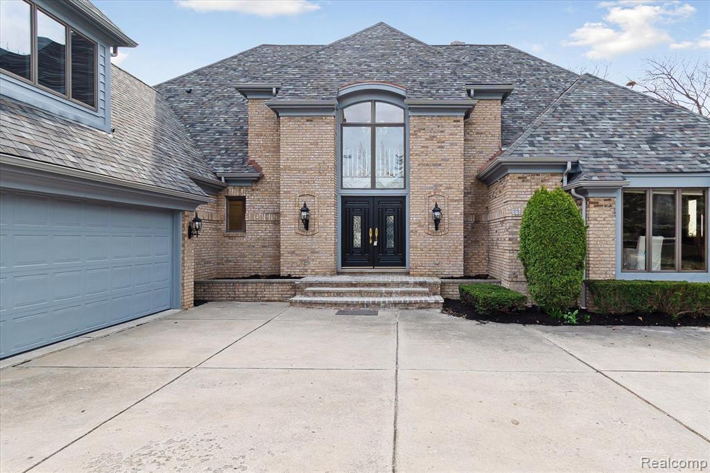 Property Photo: 770 N Riverside Avenue MI 48079 4261