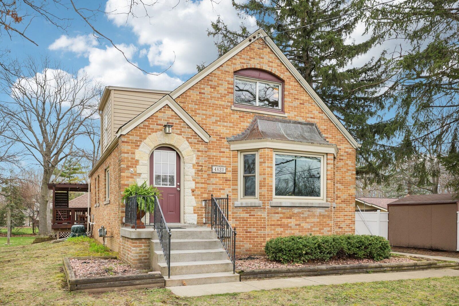Property Photo:  4820 S 43rd St  WI 53220 