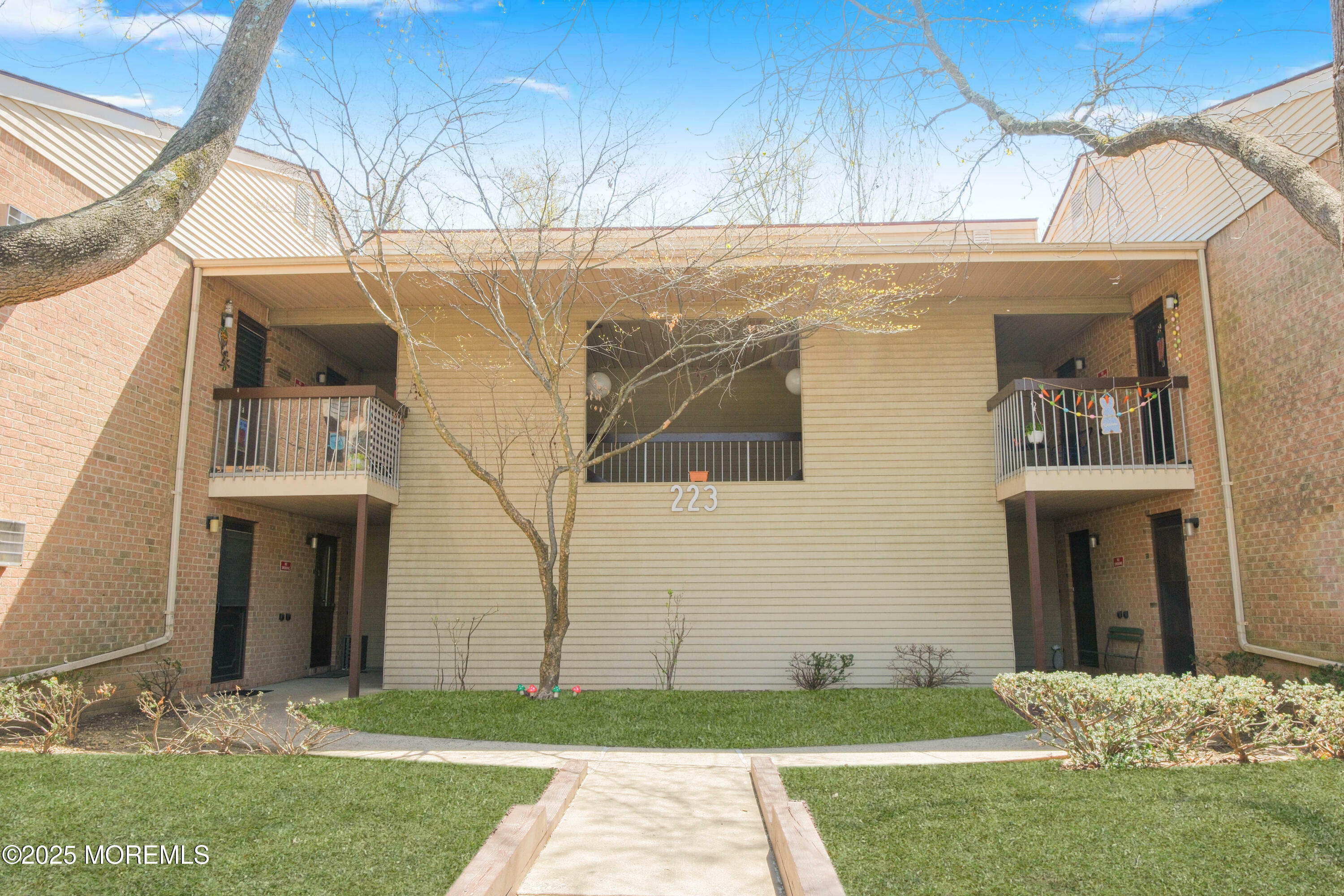 Property Photo: 223 Medford Court B NJ 07726