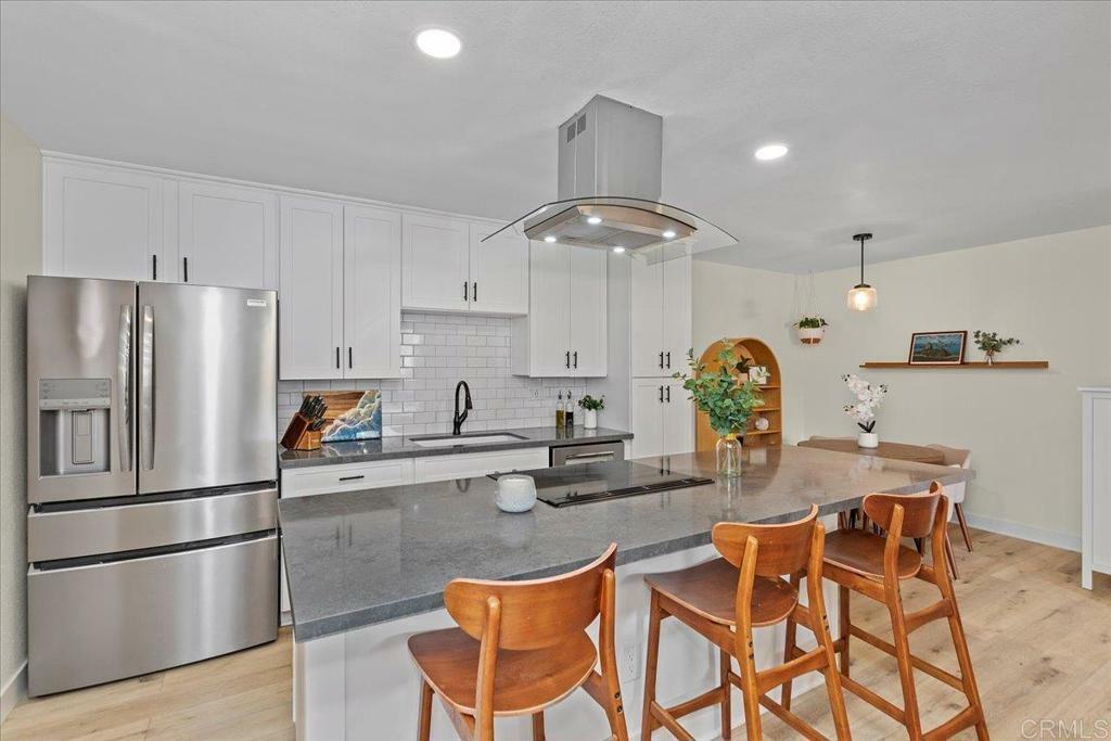 Property Photo:  1740 S El Camino Real 101  CA 92024 