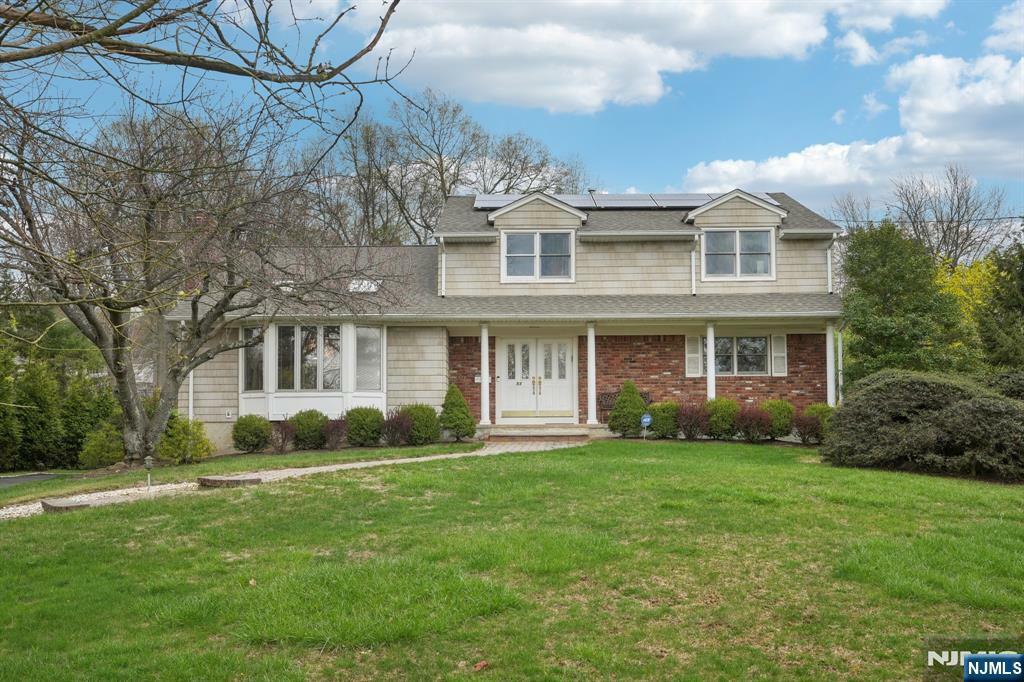 91 N Hillside Avenue  Livingston NJ 07039 photo
