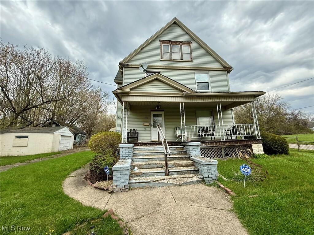 1228 Rigby  Youngstown OH 44506 photo