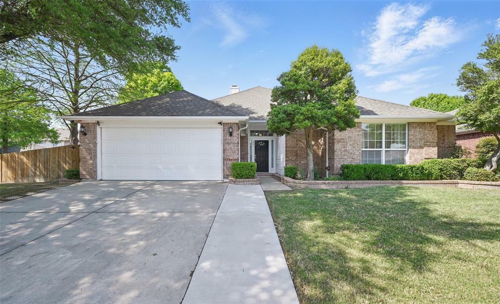 201 Manor Way  Arlington TX 76018 photo