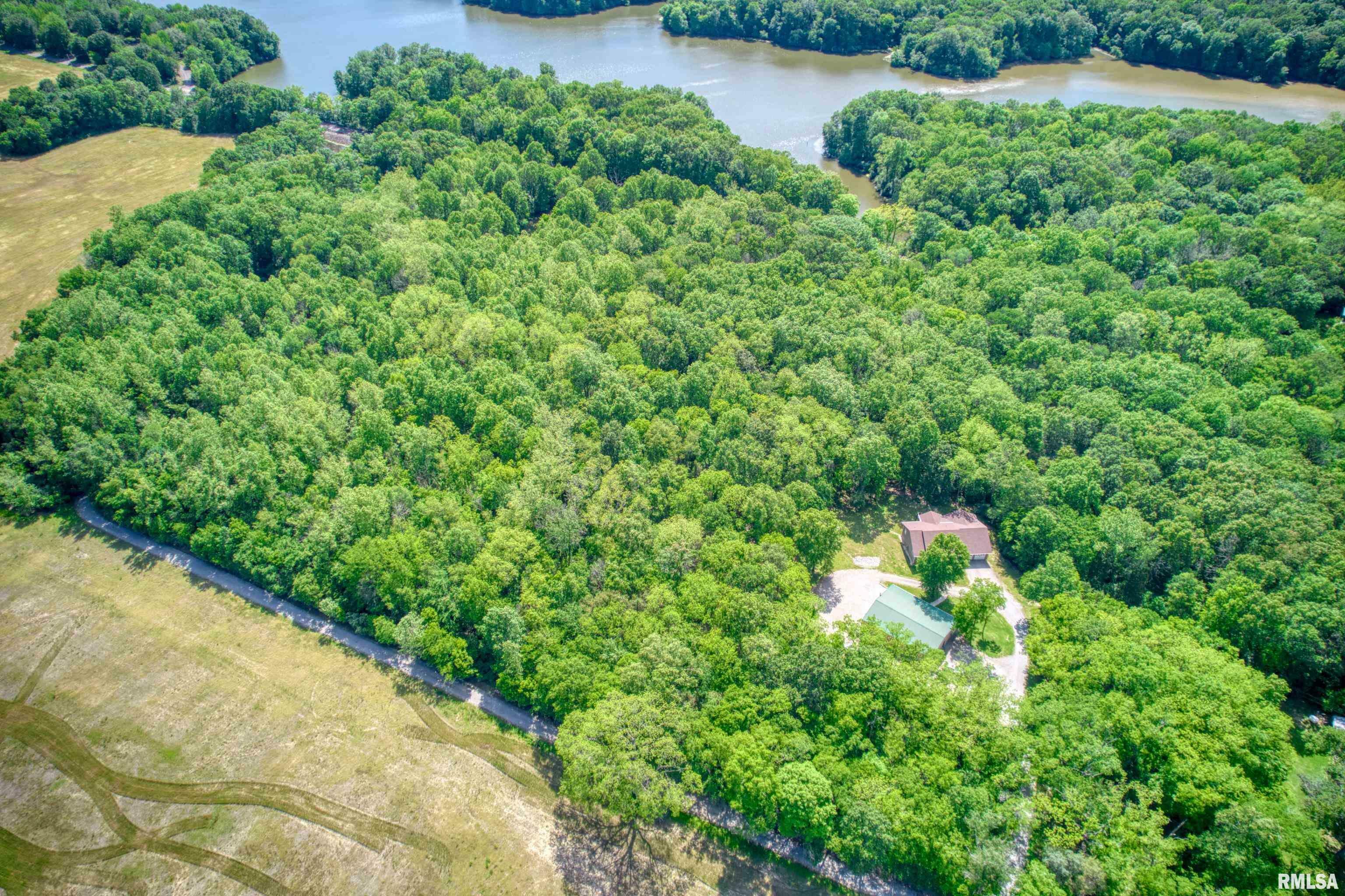 Property Photo: 11 Glasford Road IL 62966