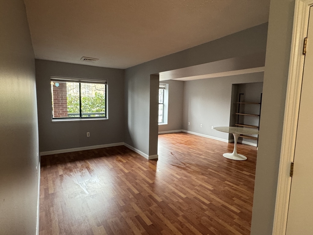 Property Photo:  50 S Common Street 104  MA 01902 