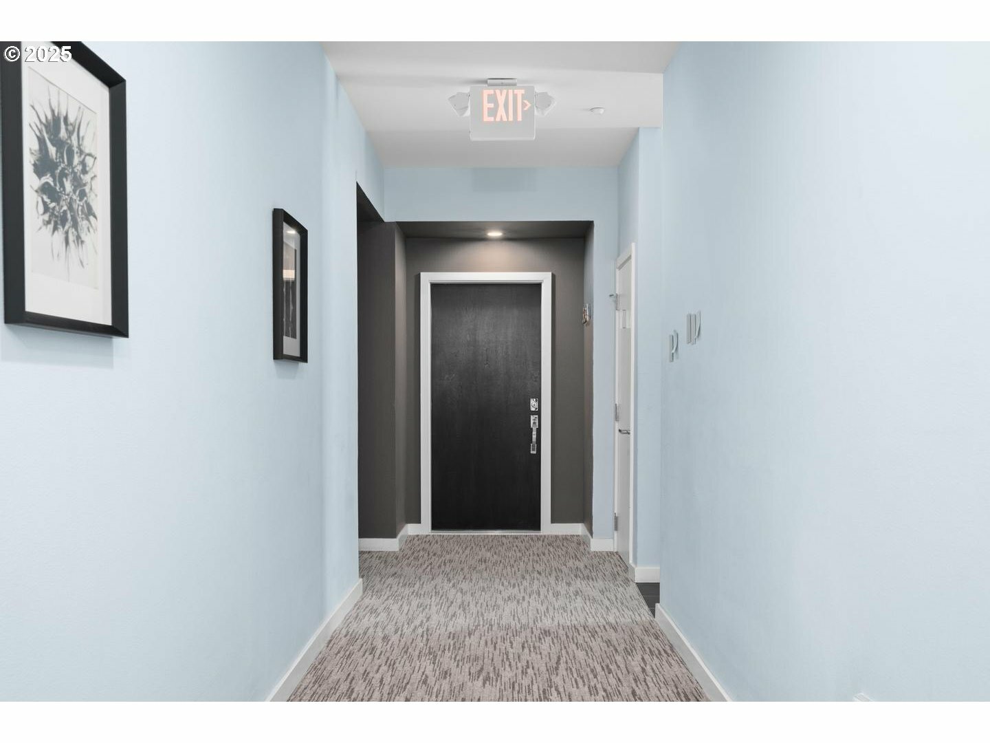 Property Photo: 3034 NW Montara Loop 104 OR 97229