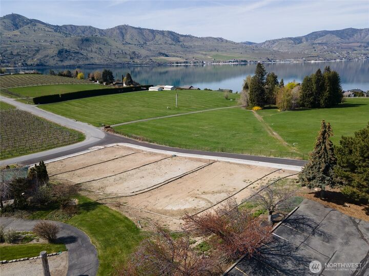 204  Lord Acres Road  Chelan WA 98816 photo