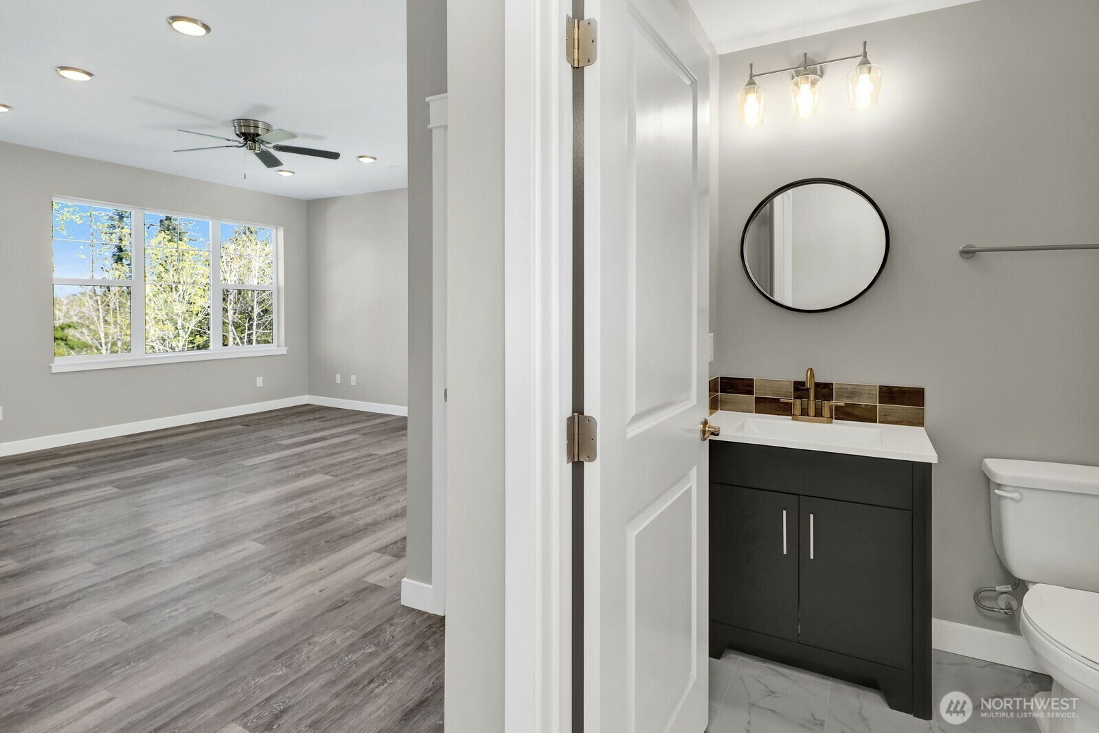 Property Photo: 3501 Sussex Drive WA 98226