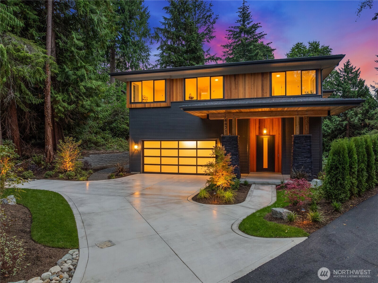 Property Photo: 6431 NE 130th Place WA 98034