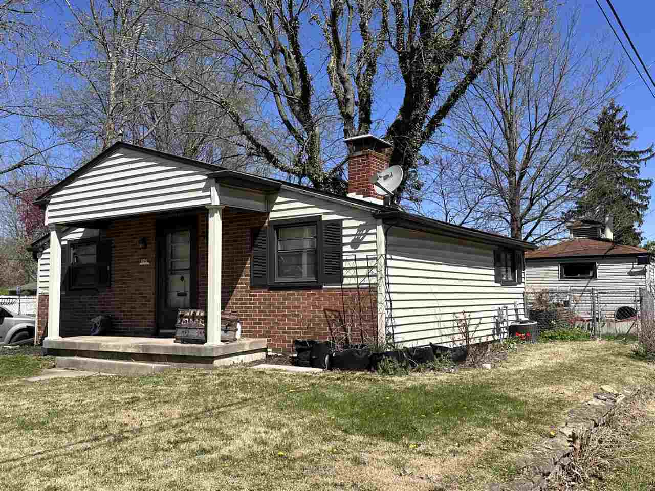 Property Photo: 126 SW G Street IN 47374