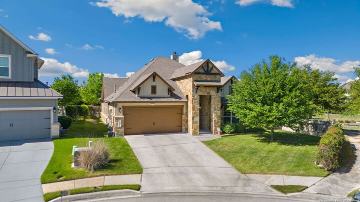Property Photo: 11904 Trail Hollow TX 78154