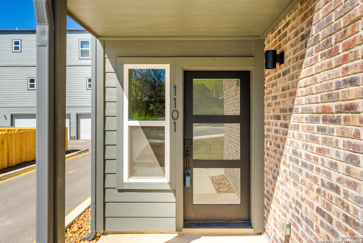 Property Photo: 419 Ira #1101 Unit 1101 TX 78209