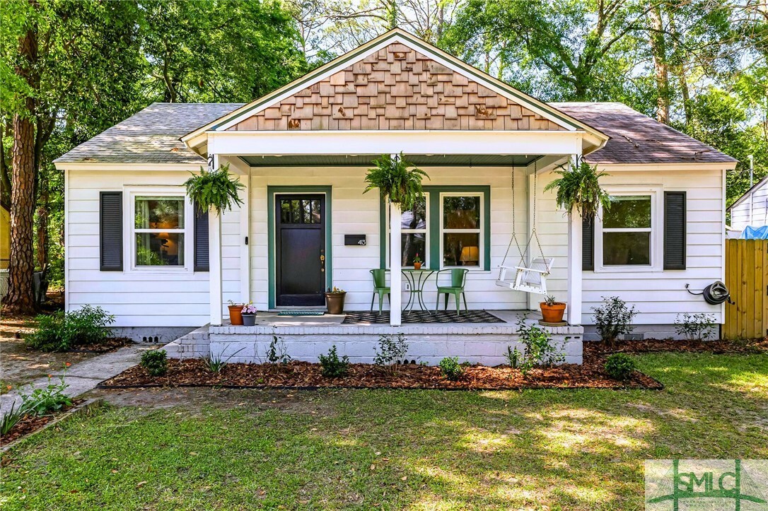 Property Photo: 413 S Baldwin Circle GA 31405