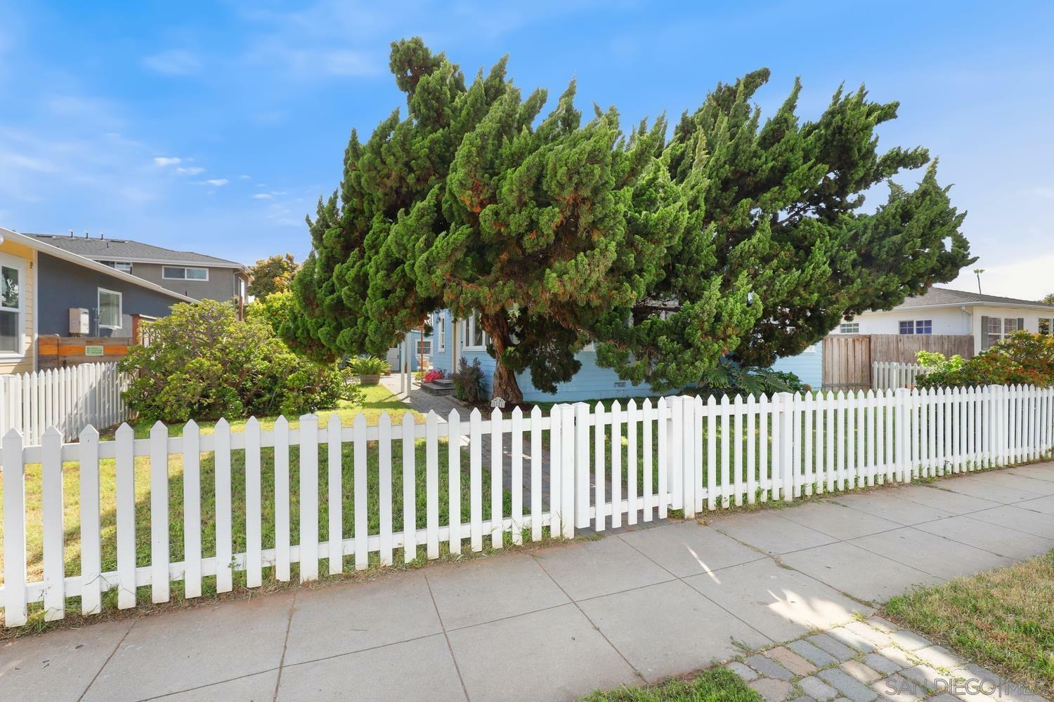 Property Photo: 1821 S Tremont St CA 92054