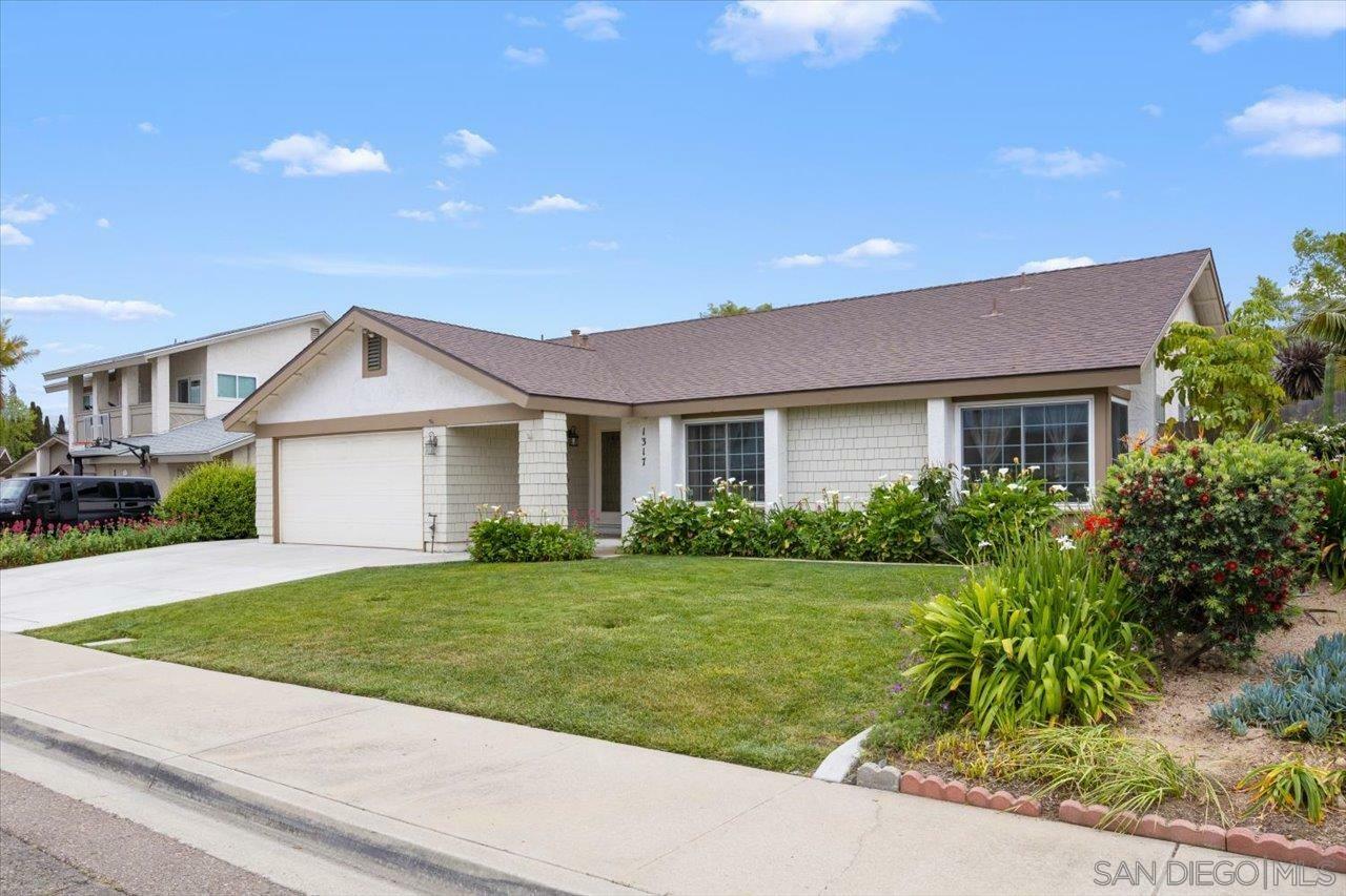 1317 Shadow Hills Ct  San Marcos CA 92069 photo