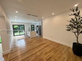 Property Photo: 111 Avila Ct 111 FL 33134