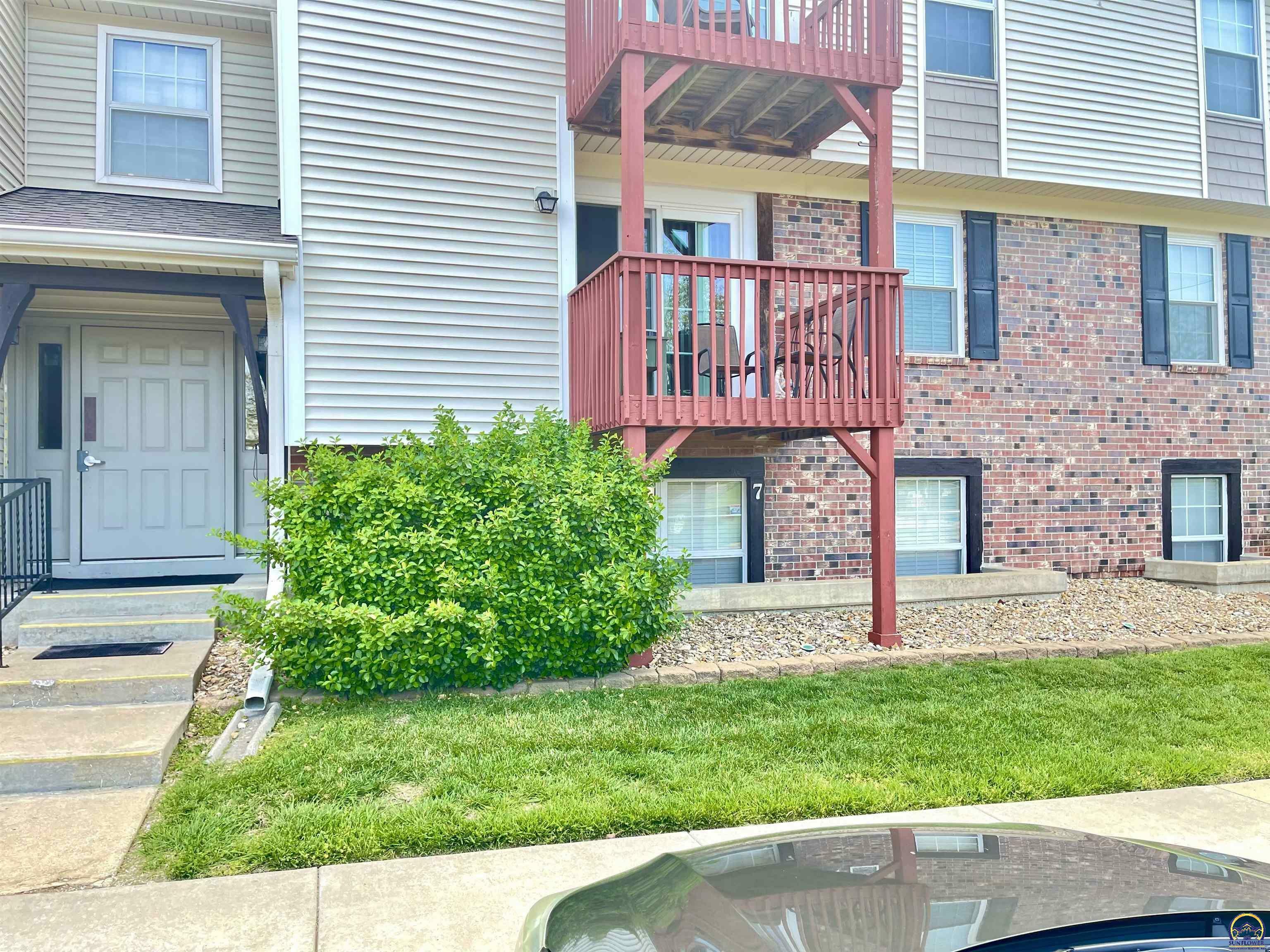 Property Photo: 2925 SW Maupin Ln Unit #107 KS 66614